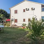 Softic Daire Pula